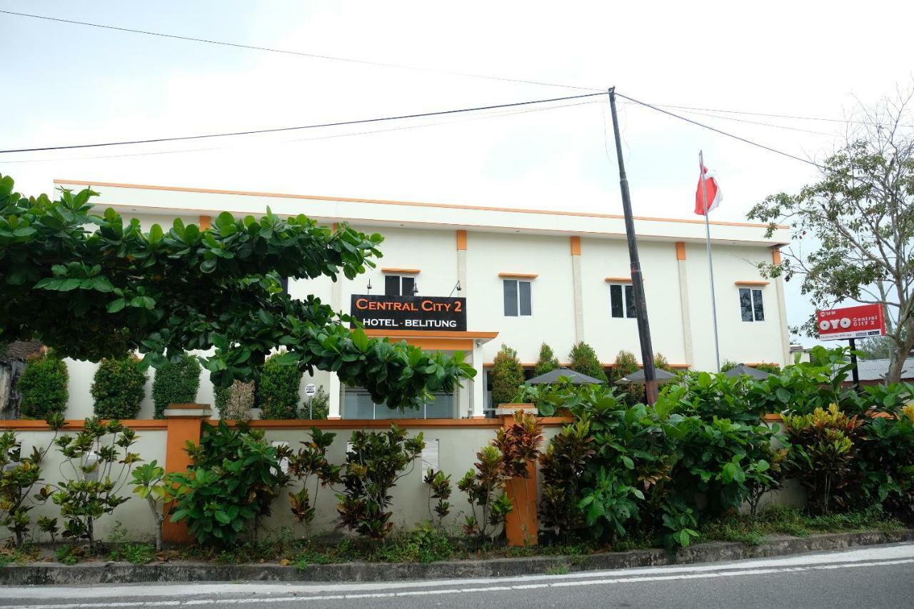 Oyo 1616 Hotel Central City 2 Tanjung Pandan Dış mekan fotoğraf
